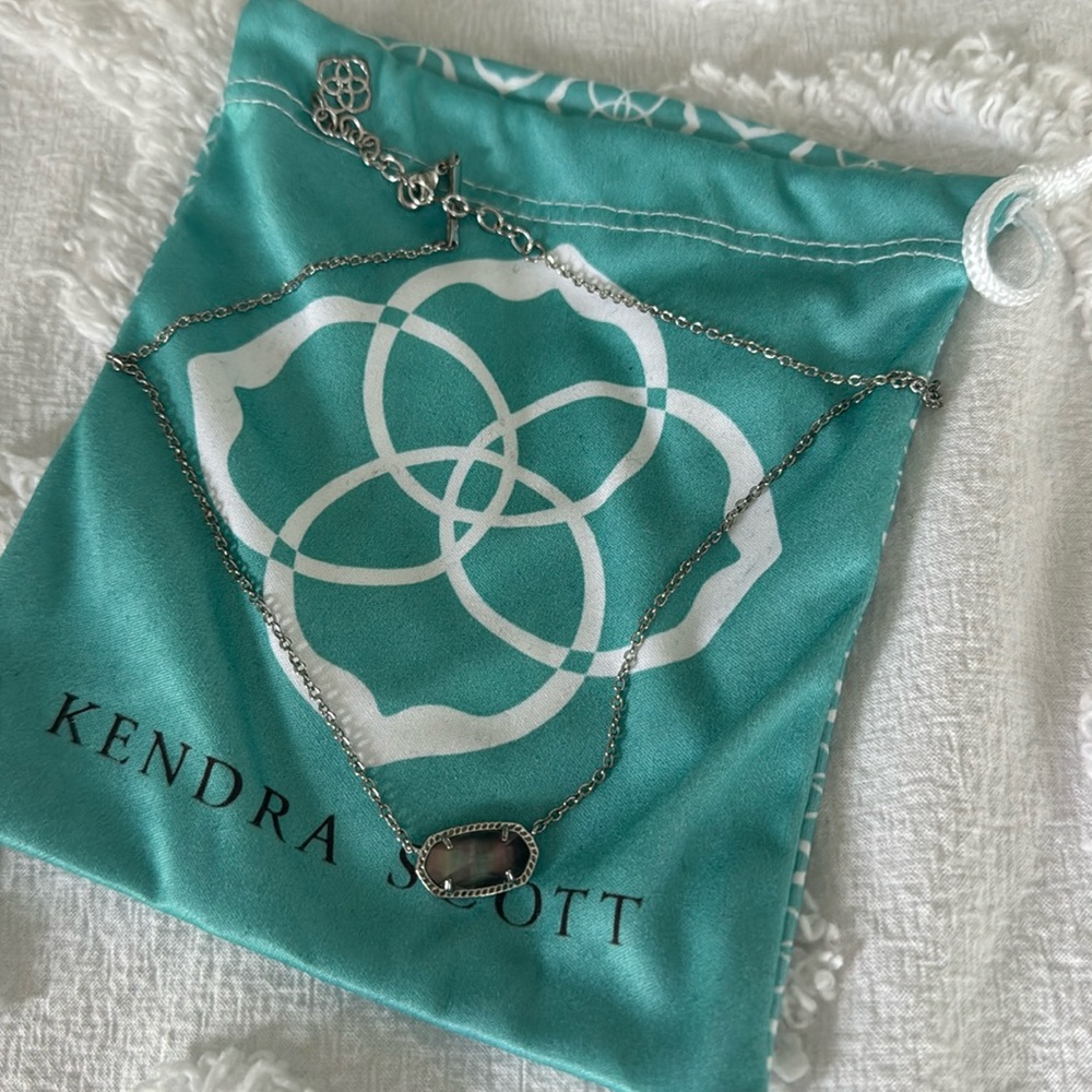 Kendra Scott Elisa Black Stone necklace